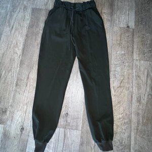 Lululemon Stretch High-Rise Jogger Full Length